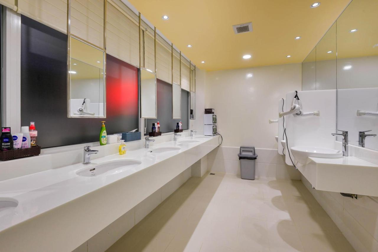 Hotel J-Espace 1 Bandar Ho Chi Minh Luaran gambar